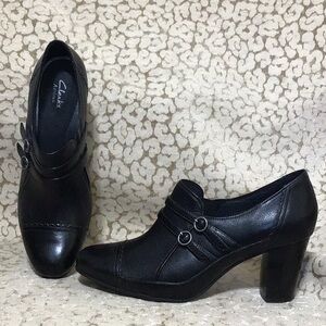 Clark’s Artisan Stunning Black Heels Sz 11
